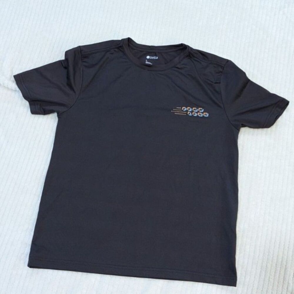 Zella Black Short Sleeve Football T-Shirt Youth Size Large